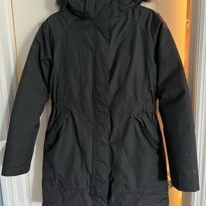 Like New Northface Artic Parka thick coat